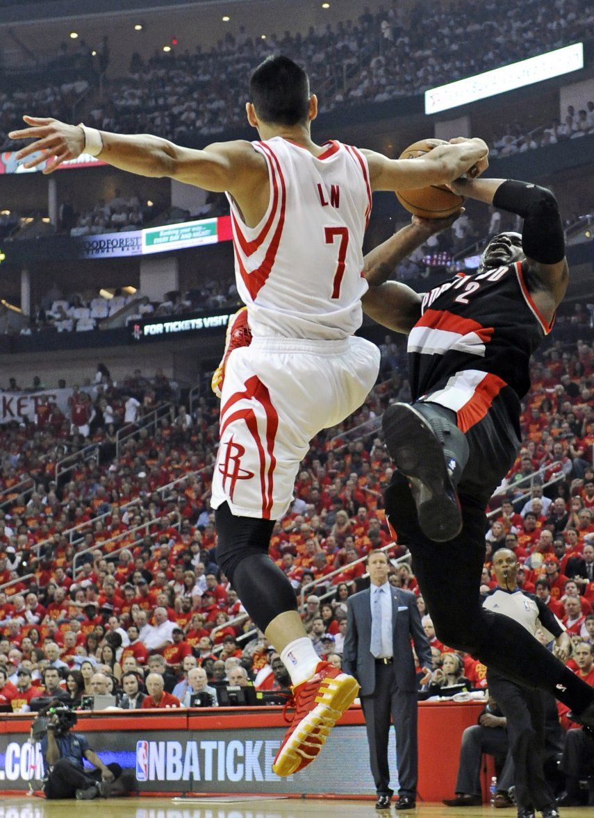 Rockets evita eliminación gracias a Lin