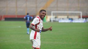 Universitario gana 2-1 a Real Garcilaso con gol de Negrito Quintero