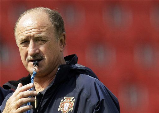 Euro: Scolari admite que oferta de Chelsea fue irresistible