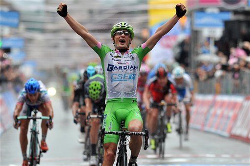 Giro: Battaglin gana 4ta etapa; Paolini líder