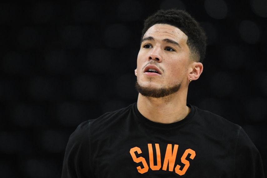 NBA: Devin Booker abandonó el Juego de Playoffs por lesión