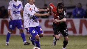 Sudamericana: Newells avanza pese a caer en Bolivia