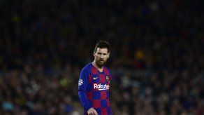 Messi se exhibe en su partido 700 con el Barcelona