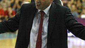 Español Manuel Hussein es el nuevo técnico de la selección de baloncesto