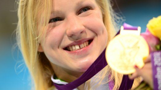 La campeona olímpica lituana Meilutyte se retira de la natación a los 22 años