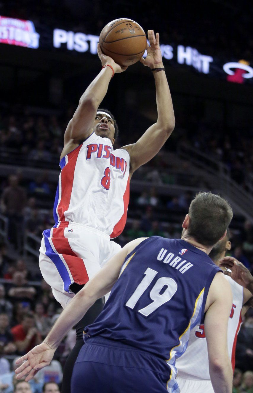 Con doble doble de Jackson, Pistons vencen a Grizzlies