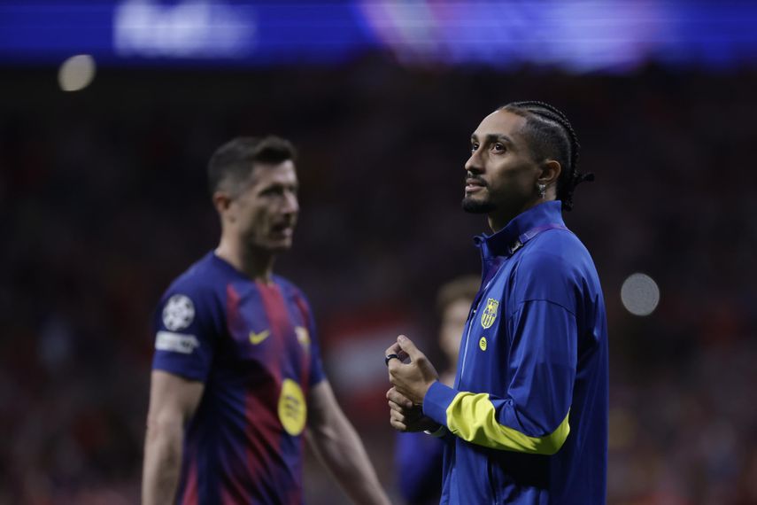 Raphinha se disculpa por sus gestos a la afición del Atlético