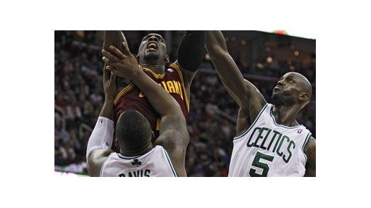 NBA: Cavaliers 95, Celtics 87; Hickson anota 21 puntos