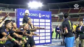 LPF: El CAI recibe el título del Clausura 2022