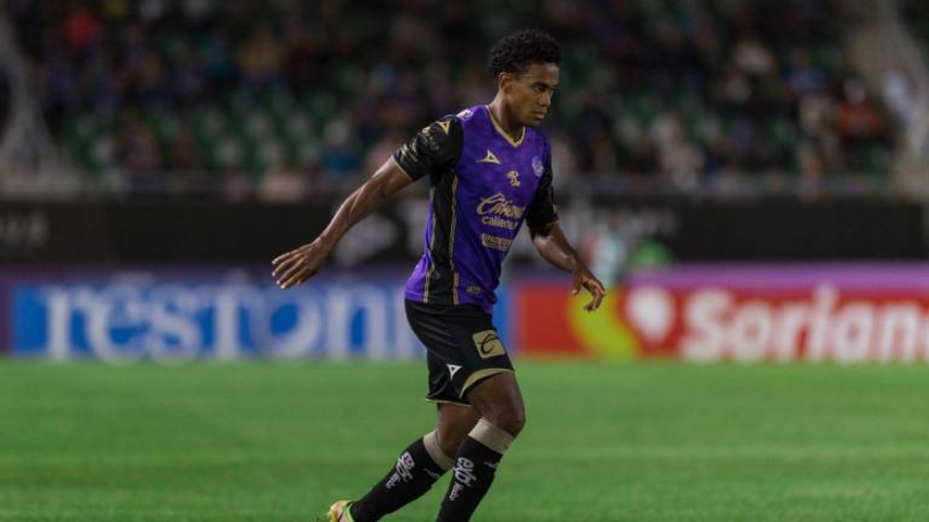 Édgar Yoel Bárcenas anota un golazo con Mazatlán