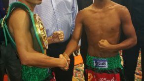 El panameño Leroy Estrada cumple con el peso para su pelea de título mundial