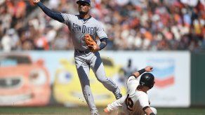 Allen Córdoba es puesto en asignación por los Padres de San Diego