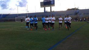 Panamá entrena en el Lockhart Stadium