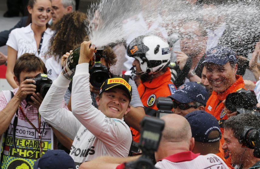 Rosberg resiste a Hamilton y gana GP de Mónaco