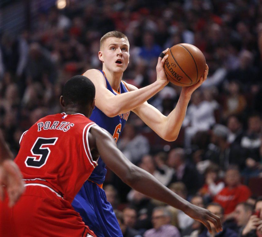 Porzingis brilla con 25 puntos, Knicks derrotan a Chicago