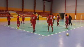 Selección de Futsal sigue afinando
