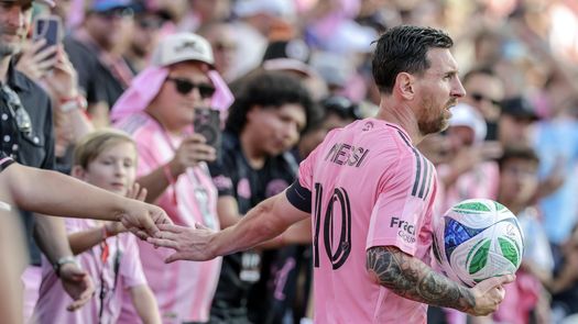 Lionel Messi elegido el MVP de la MLS por segunda vez consecutiva Lionel Messi elegido el MVP de la MLS por segunda vez consecutiva