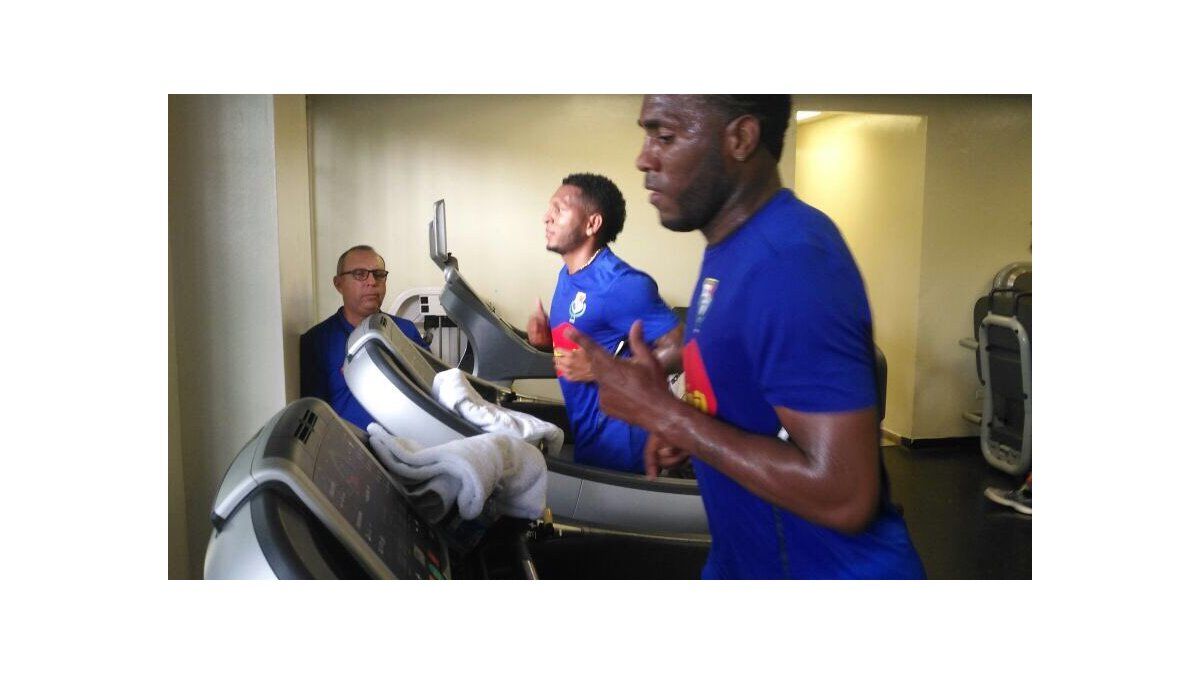 Negrito y Tejada se incorporan a trabajos con la Selección