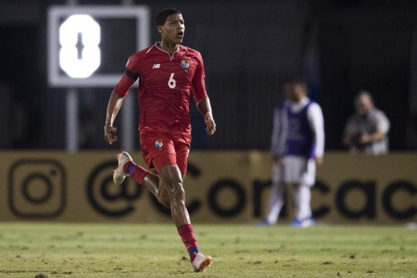 Ernesto Walker no seguirá en el Galaxy II y regresa al Plaza