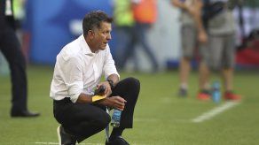 Osorio sopesa propuestas pero no ha recibido la de Colombia