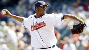 MLB: Carmona recibe lineazo en el brazo