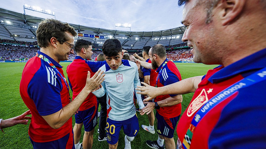 El FC Barcelona revela lesión del mediocampista Pedri