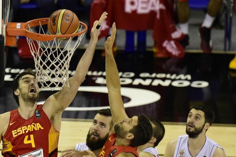 España gana a Serbia (89-73) y se enfrentará a Senegal en octavos del Mundial