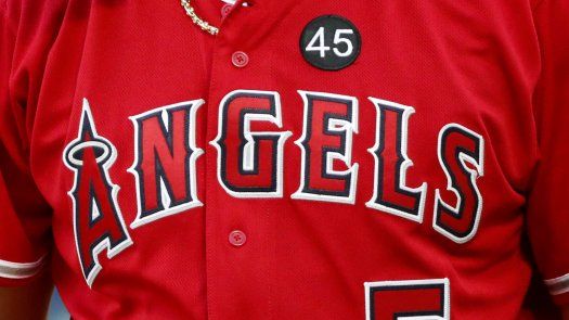 Aún apesadumbrados, Angelinos vencen a Rangers