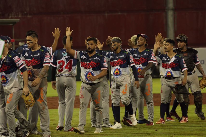 Béisbol Mayor 2022: Metro  se pone a uno del título
