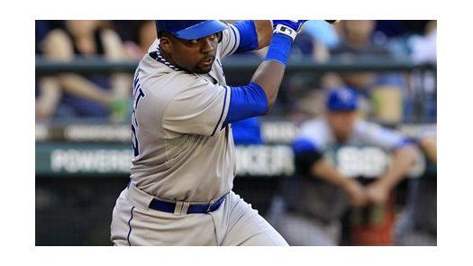 MLB: Reales 3, Marineros 2; Greinke permite 2 hits en 7 entradas
