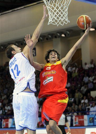 Serbia sorprende a España en campeonato europeo