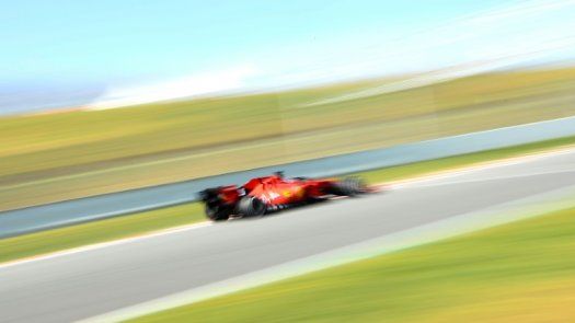La Fórmula 1 vota otorgar un punto a la mejor vuelta en carrera