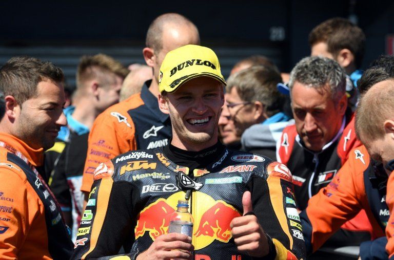 El sudafricano Binder gana el GP de Australia en Moto2