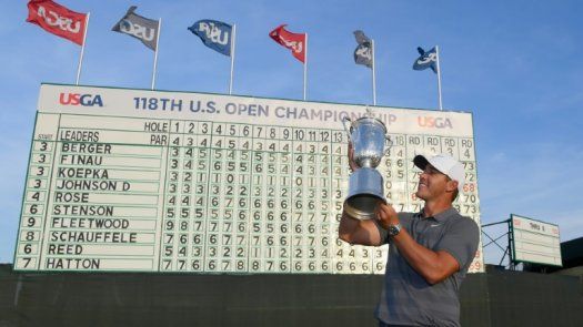 El estadounidense Koepka gana segundo título consecutivo en el US Open de golf