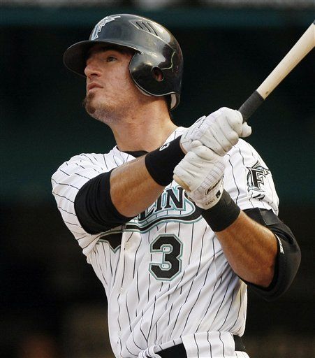 MLB: Marlins 9, Astros 2; jonrones de Cantú y Paulino