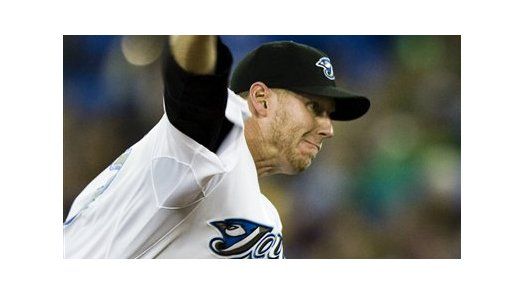 MLB: Azulejos 6, Angelinos 4; Halladay llega a 9 victorias