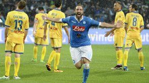Higuaín fija récord goleador en la Serie A