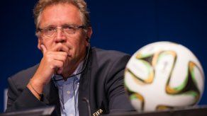 Romario celebra salida de la FIFA del bocazas y corrupto Jerome Valcke
