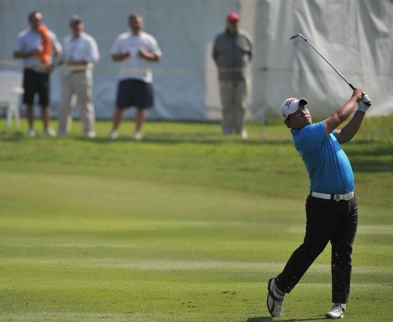 Pittayarat mantiene liderato en Singapur, Aguilar segundo