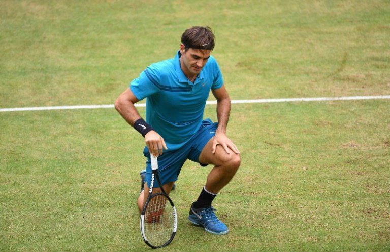 Federer pierde la final de Halle con Coric y cede el número 1 mundial