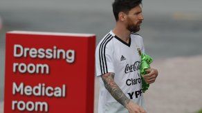 La orden en Argentina: recuperar al deprimido Messi