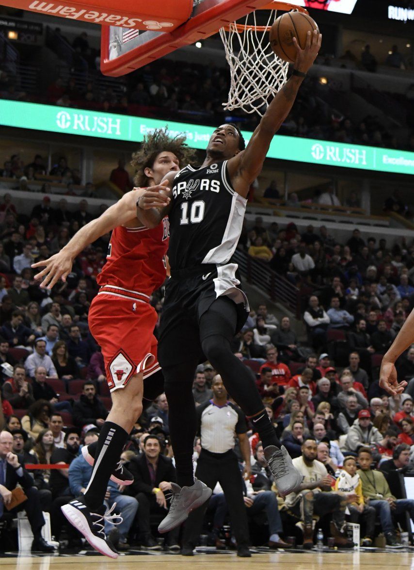 Aldridge y DeRozan guían a Spurs a triunfo sobre Bulls
