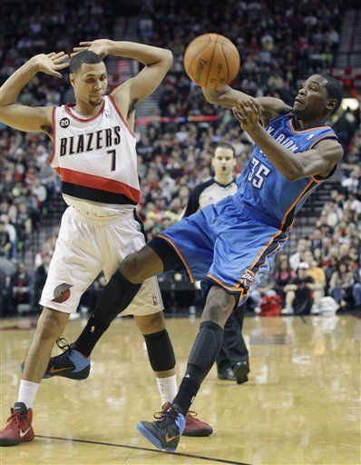 NBA: Thunder 107, Trail Blazers 106; Durant y Westbrook se lucen