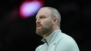 Los Grizzlies despiden a su entrenador Taylor Jenkins