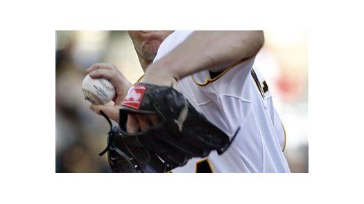 MLB: Piratas 3, Filis 2; novato McCutchen luce en la loma