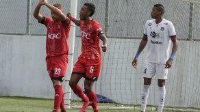 Roberto Chen nuevo fichaje del CD FAS salvadoreño