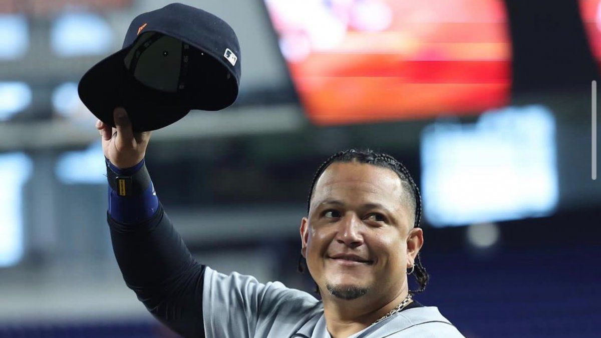 El homenaje de los Rojos de Cincinnati a Miguel Cabrera en el