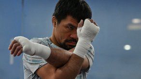 Pacquiao listo para reclamar la corona de la AMB contra el cubano Ugás.