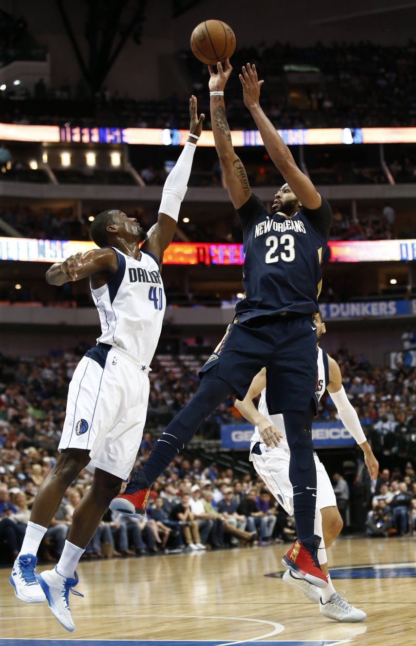 Pelicans salen de racha negativa con triunfo en Dallas