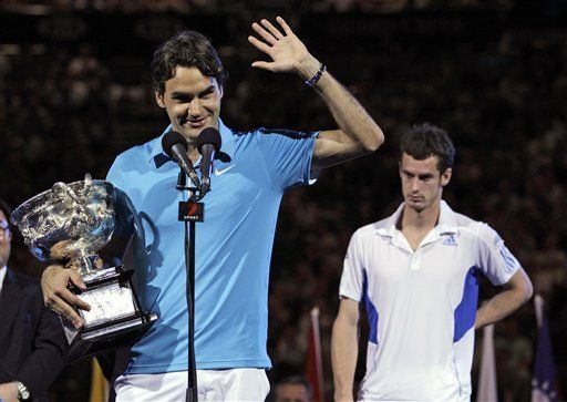 Federer y Serena Williams siguen primeros en clasificación